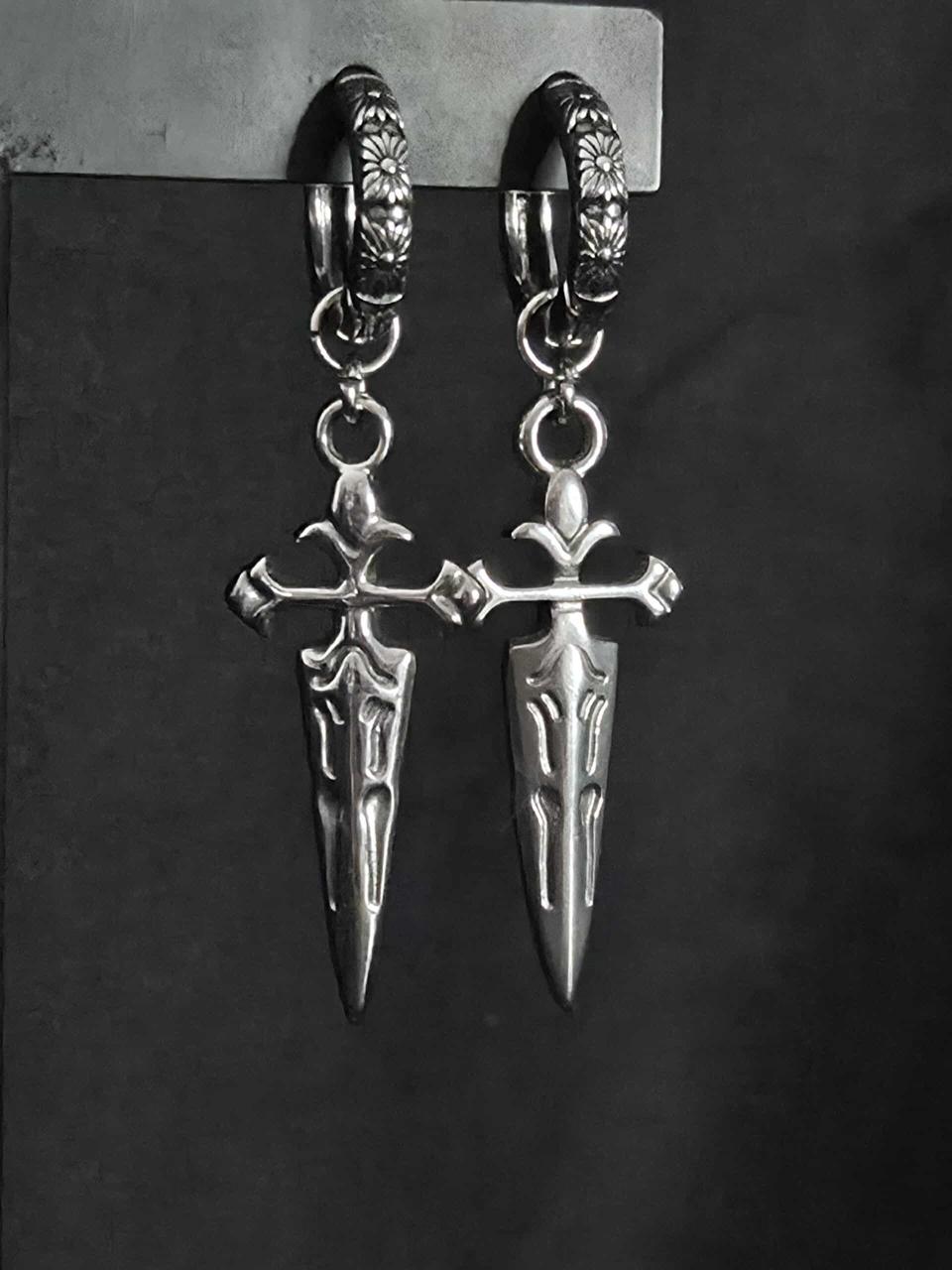 'Gladius de lis' korvakorut